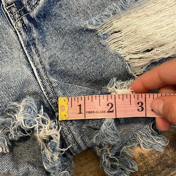 Kancan Women's Distressed Denim Jeans Shorts Blue Ripped Size Small S - Picture 9 of 10